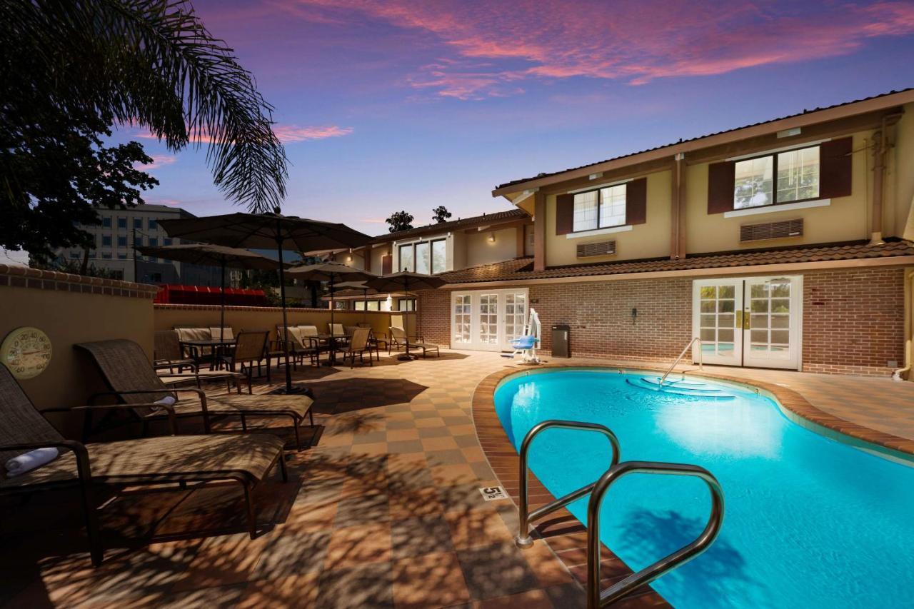 Surestay Plus Hotel By Best Western Mountain View Eksteriør billede